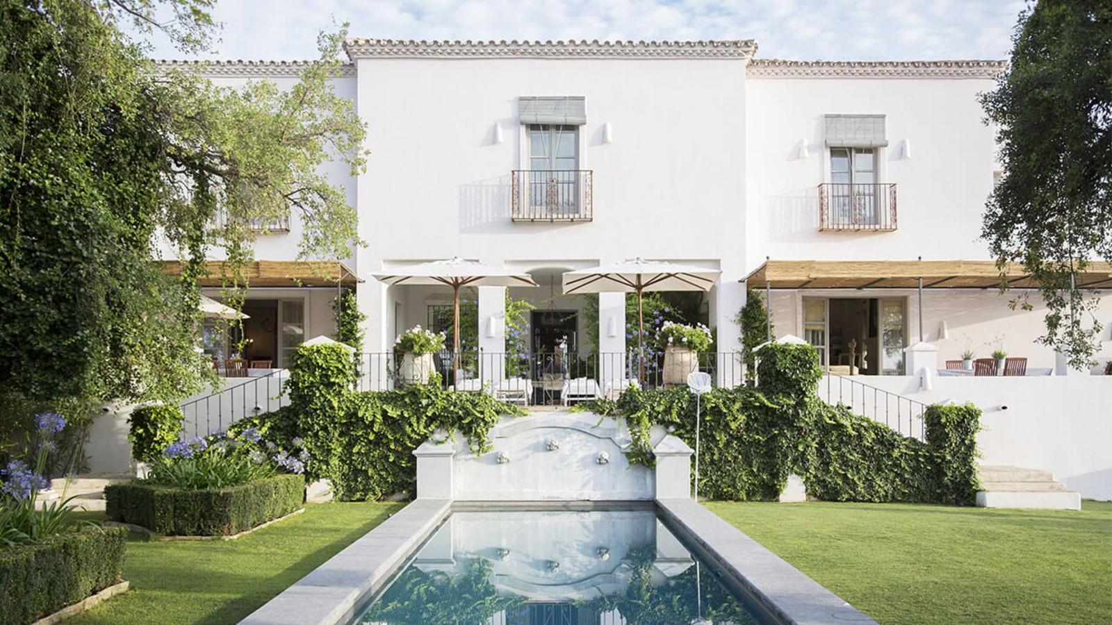 How Interest Rates Affect the Housing Market in 2025